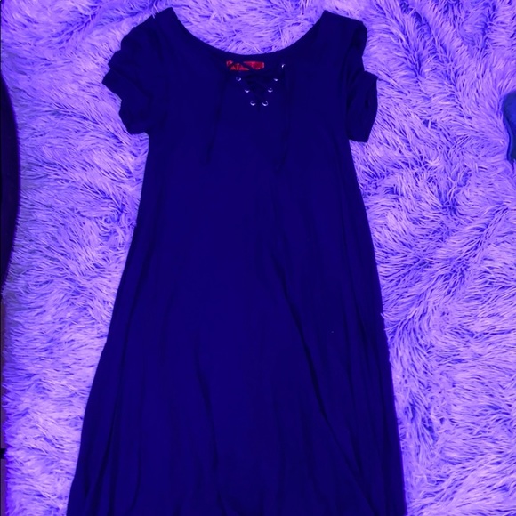 too big - Picture 1 of 1